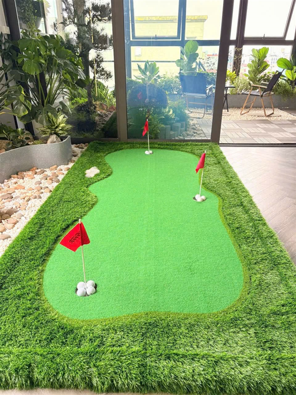 mua-tham-choi-golf-chinh-hang-tham-luyen-tap-golf-tai-nha