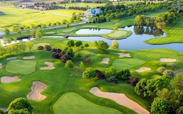 Top 6 loại sân golf phổ biến nhất hiện nay