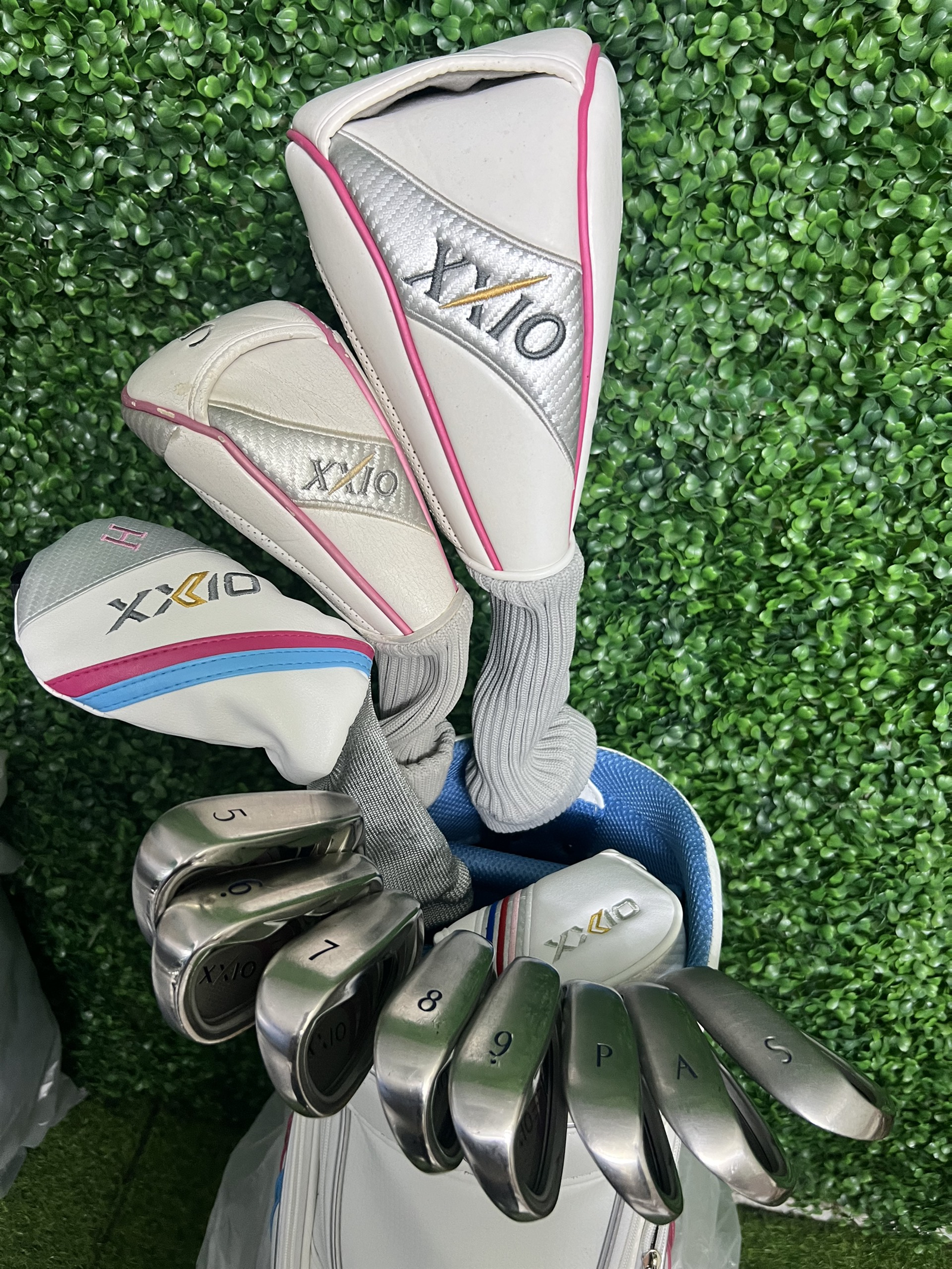 Fullset XXIO MP900 nữ màu xanh cán L gồm 12 gậy