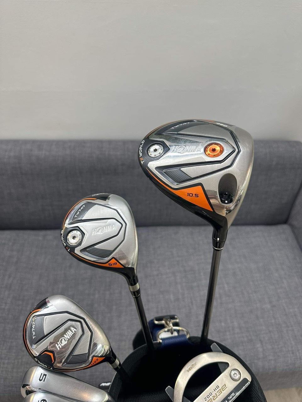 Fullset Honma TW747 11 gậy cán Vizard 50 S LƯỚT: